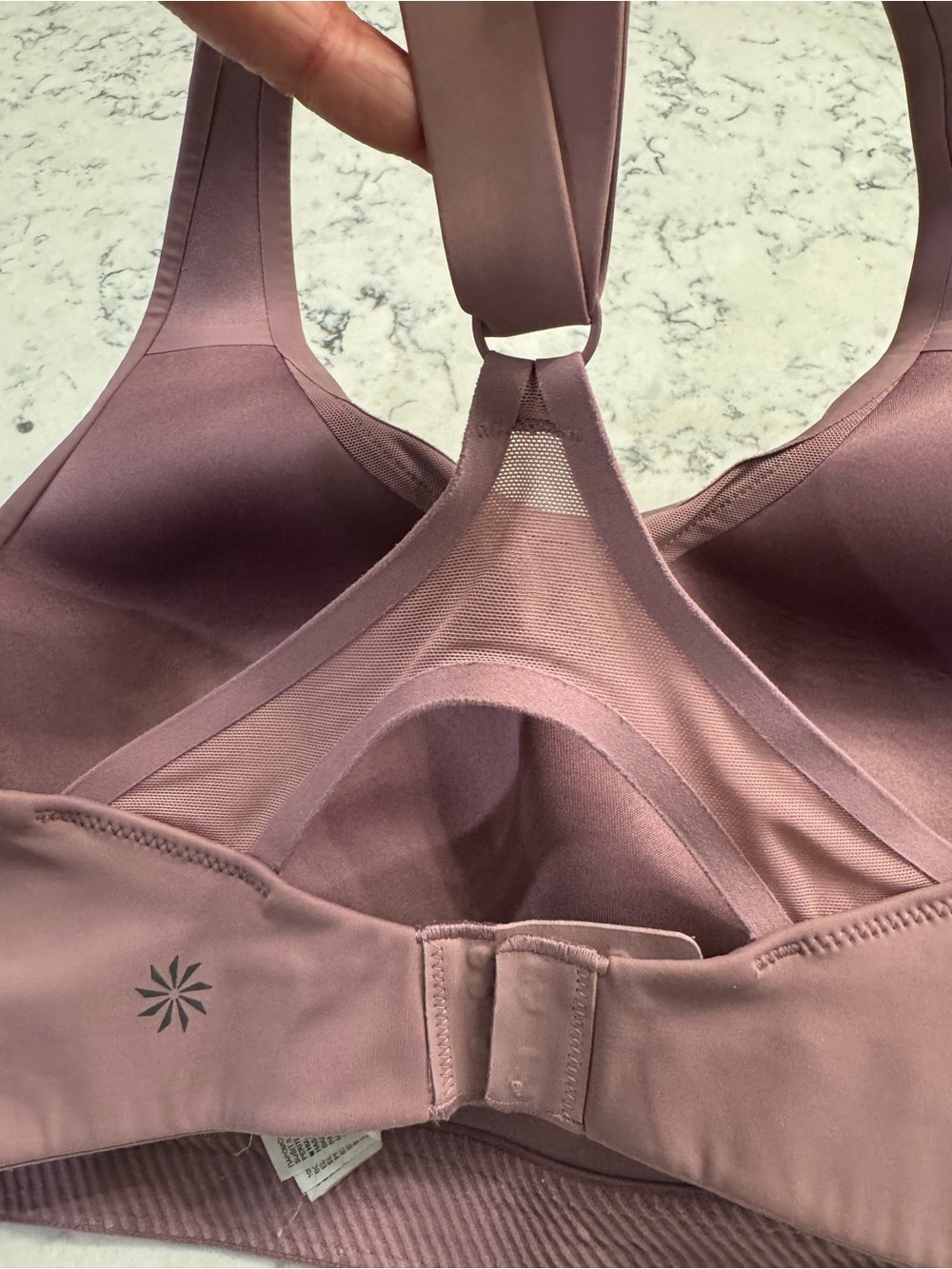 ATHLETA Women's 34 DD Mauve Pullover Sports Bra - Stretch Support Padded EUC - Picture 4 of 7